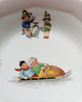 Assiette d'enfant porcelaine